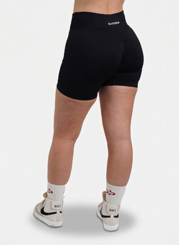Effortless Contour Shorts – True Black