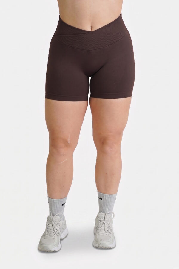 V-Waist Effortless Shorts – Cacao