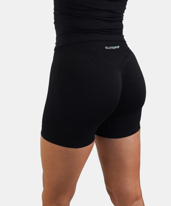 Effortless Contour Shorts – True Black